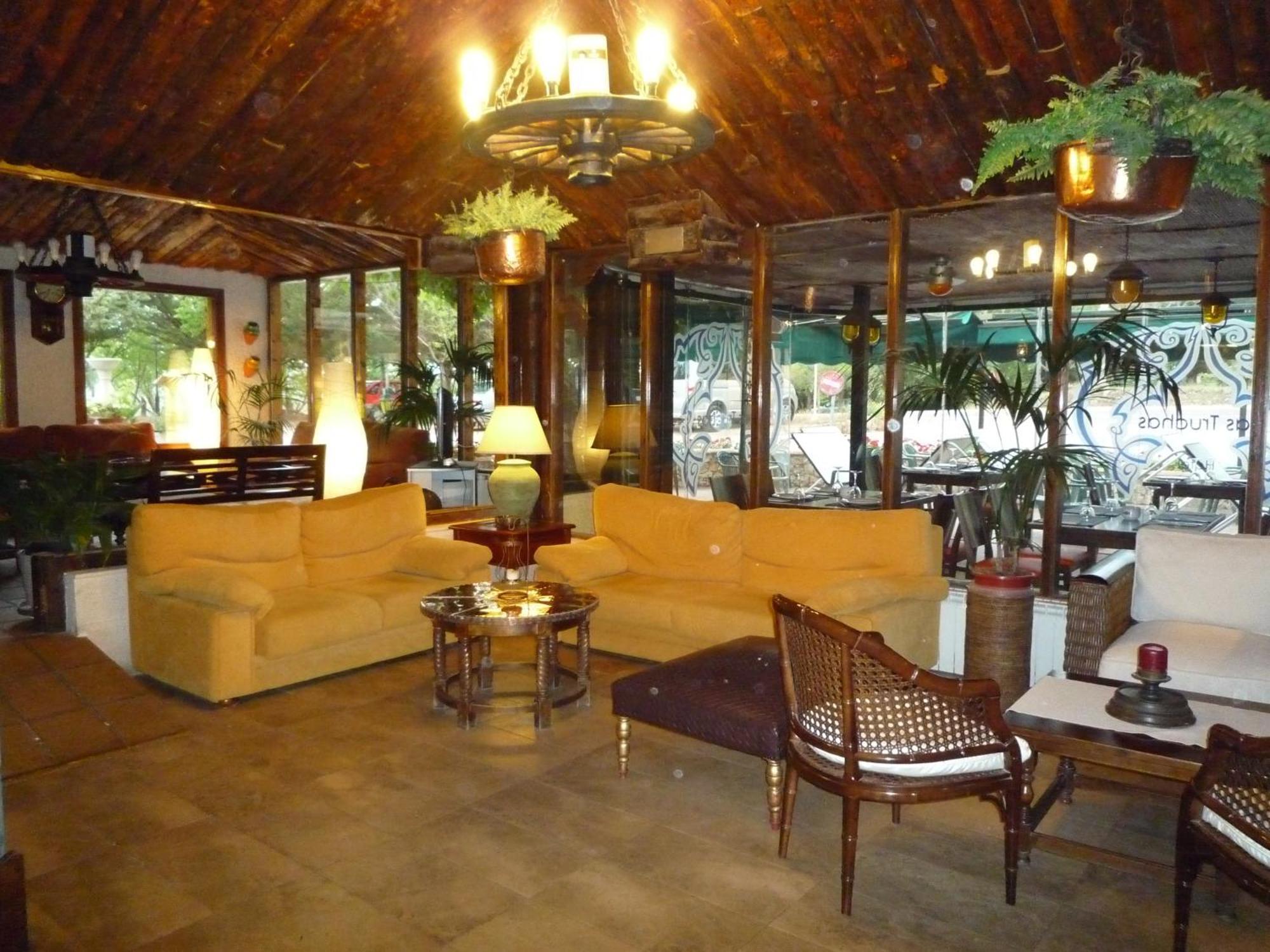 Hotel Las Truchas Нуевалос Екстер'єр фото